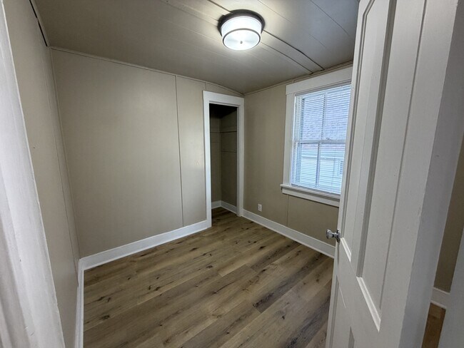 Photo - 708 N 10th St