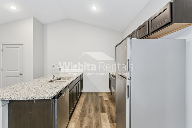 Photo - Move-In Ready Duplex in Bel Aire!