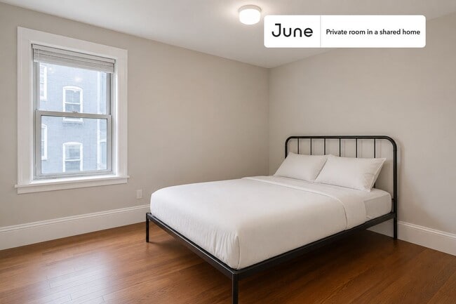 Building Photo - Room in Shared 4 bed/2 bath home in Brighton