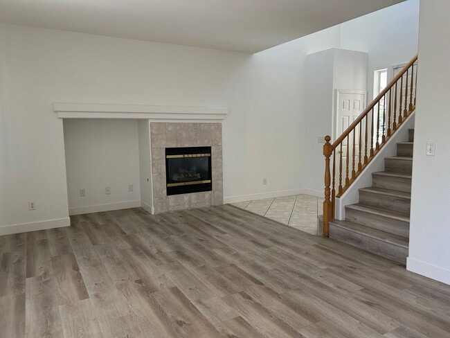 Photo - 10019 Capistrello Ave