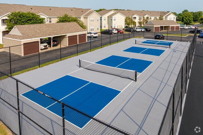 Pickleball Courts