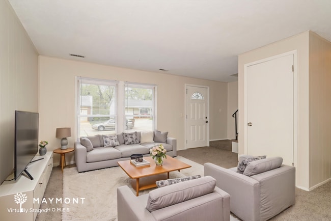 Photo - 2532 Braintree Dr