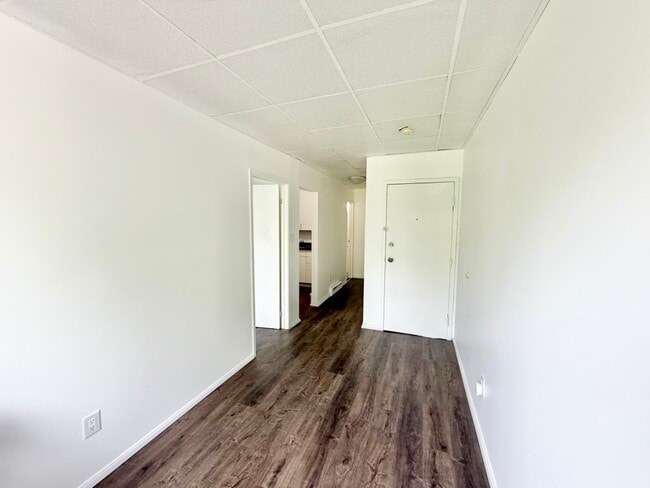 Photo - 344.5 Richmond St