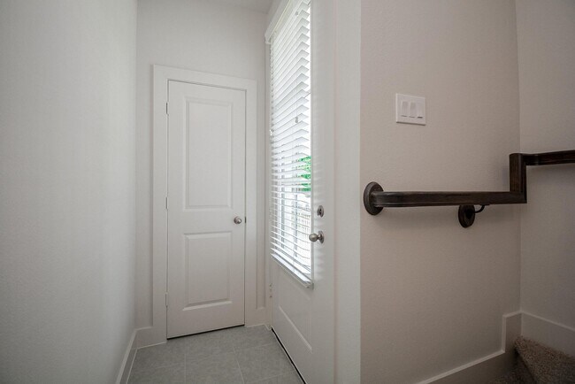 Photo - 6017 Cypress St