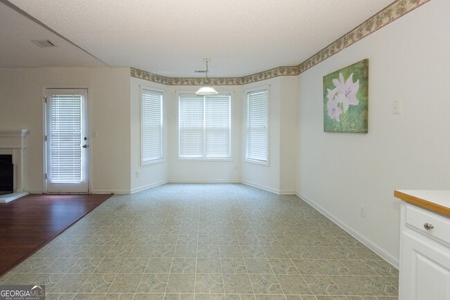 Photo - 2804 James Henry Dr