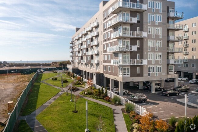the-tides-at-arverne-by-the-sea-apartments-for-rent-in-arverne-ny