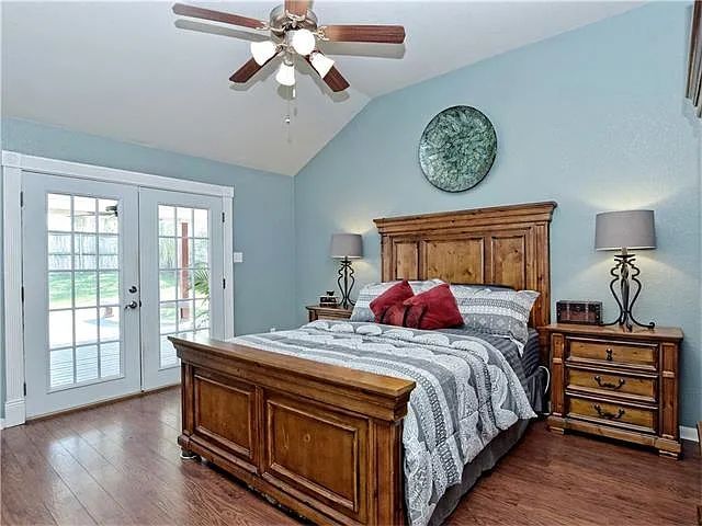 Photo - 304 Trophy Ct