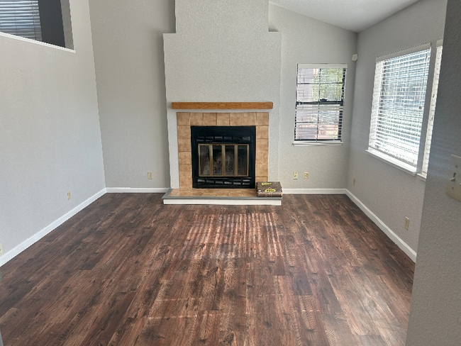 Building Photo - 22200 Cynthia Ct Rental
