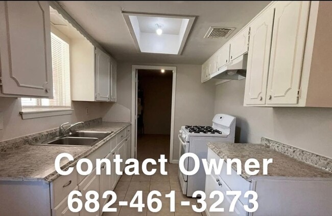 Photo - 1734 Palmdale St