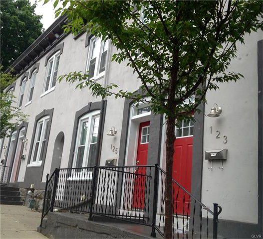 Photo - 125 s 8th st