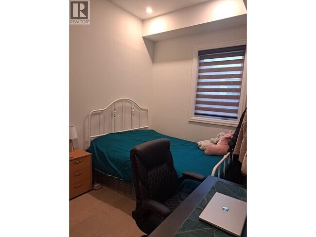 Photo - 6380 Taseko Crescent