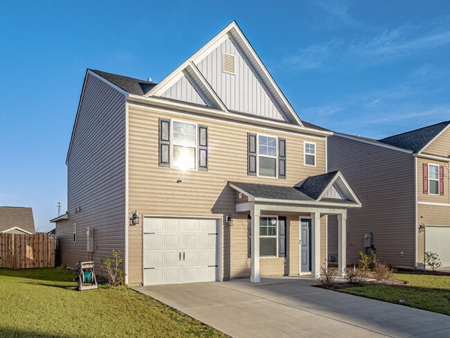 Photo - "Spacious Elegance Awaits: 4-Bedroom Haven with Granite Touches in Sumter"