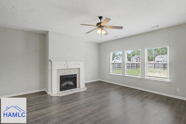 Photo - 16 Cassels Ct