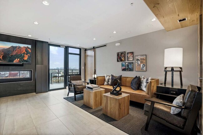 Photo - 1915 7th St NW Unidad ID1395402P