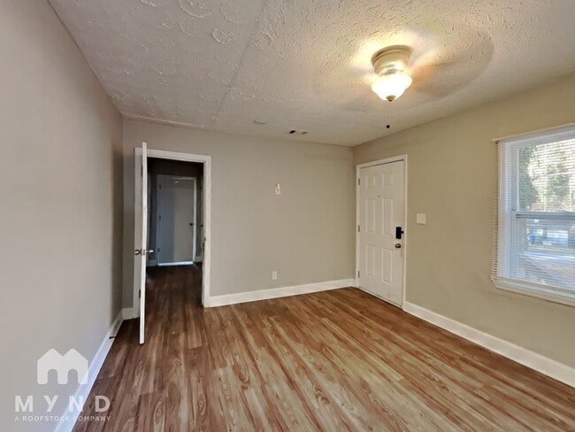 Photo - 2312 Polar Rock Ave SW
