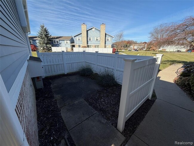 Photo - 20923 W Glen Haven Cir