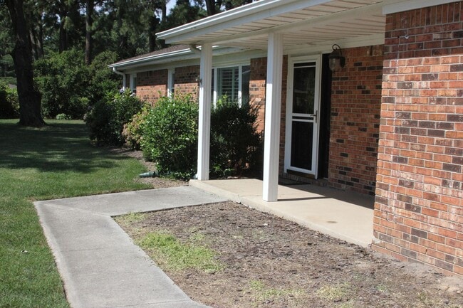 Photo - Beautiful Single Family Home in Great Neck Estates