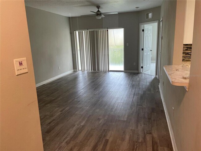 Photo - 522 Villa Del Sol Cir Unit 201