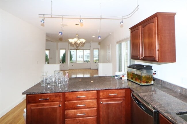 Photo - 141 Grovers Ave