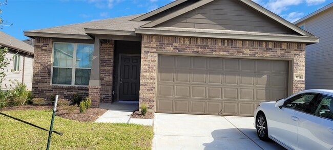 Building Photo - 1714 Cormorant Cres