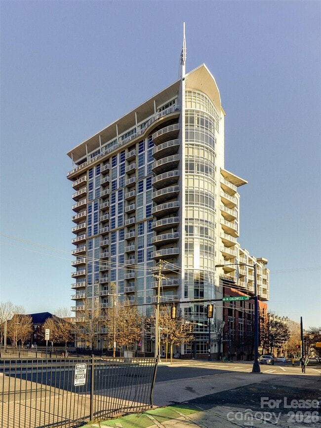 Building Photo - 505 E 6th St Unit 815