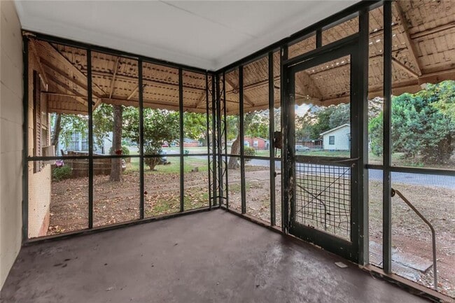 Photo - Cozy 2 Bed, 1 Bath Single Family Home in Montgomery, AL - $950/mo