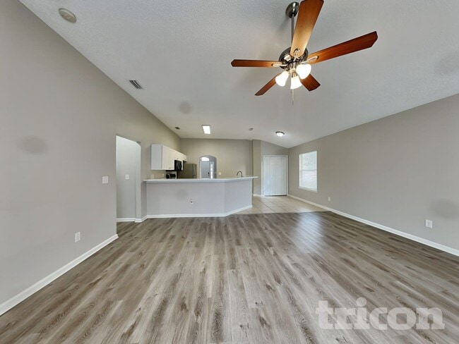 Photo - 883 Oak Arbor Cir