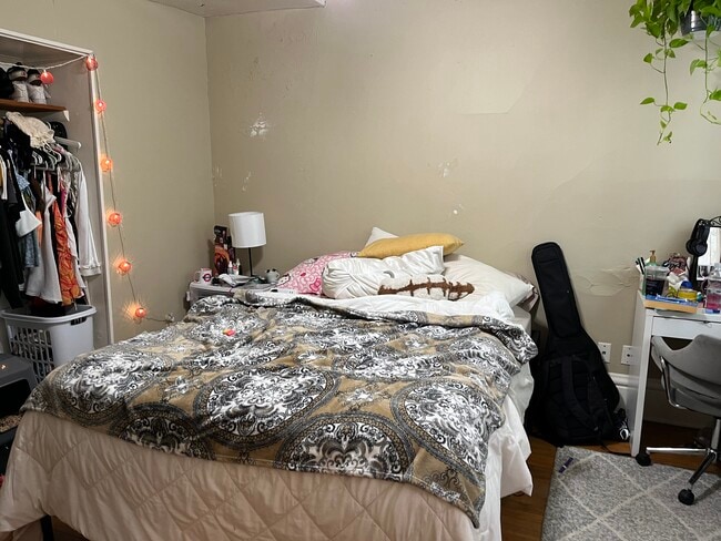 Photo - 1237 E Johnson St Unidad 1237