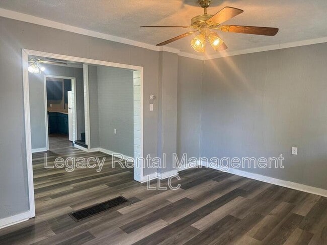 Photo - 652 Old Berwick Rd