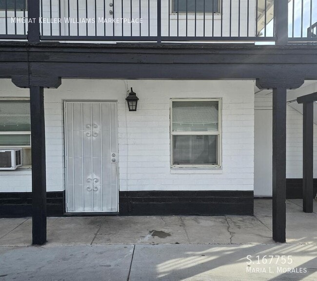 Building Photo - 311 N 11th St Unit B