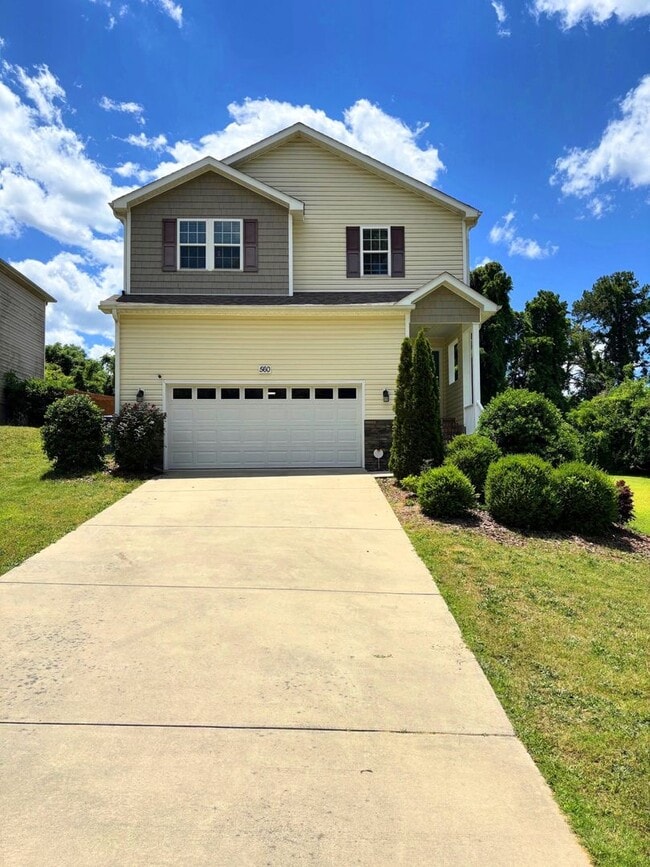 3 Bedroom Home in Downtown Southern Pines! - 3 Bedroom Home in Downtown Southern Pines!