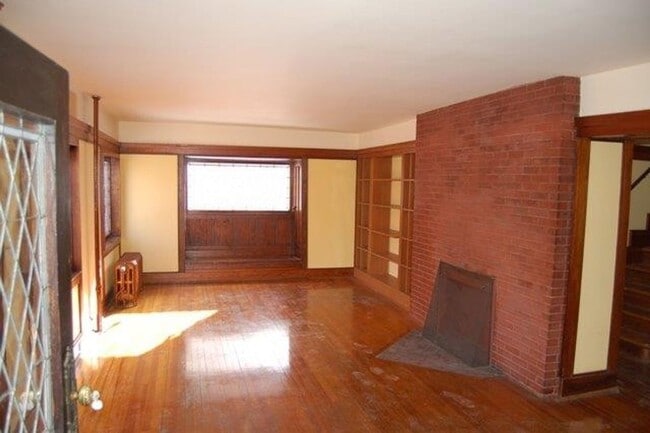 Photo - The Lamp House - 4 Br., 3 Bath Home  Available 8/15/2026-Month to Month