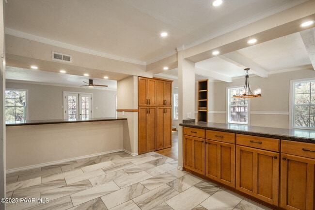 Photo - 847 Clubhouse Dr