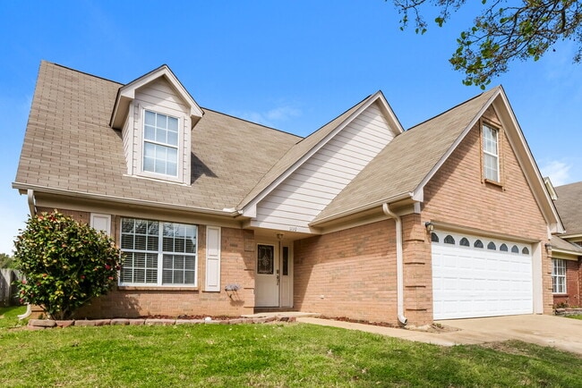 Photo - 1110 Greenwich Dr