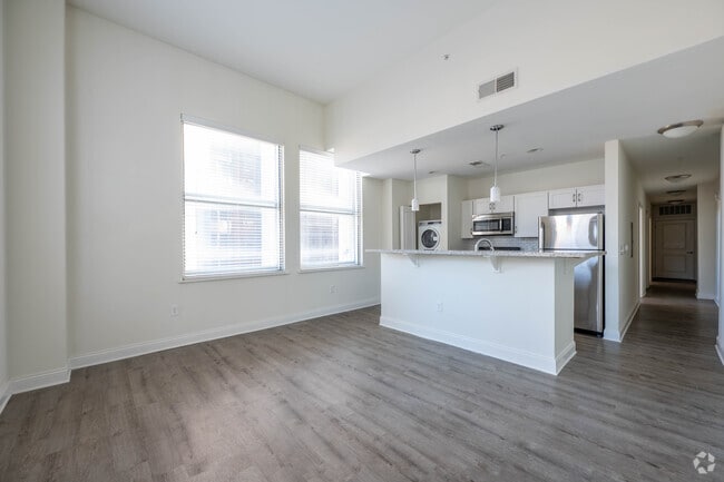 2BR, 1BA - 1,019SF - Living Room