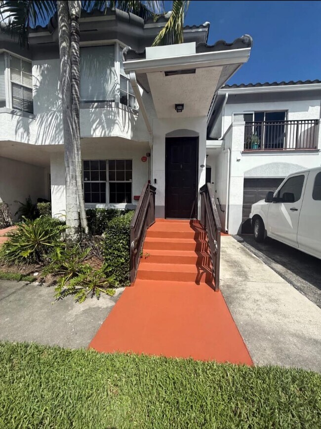 721 SW 148th Ave