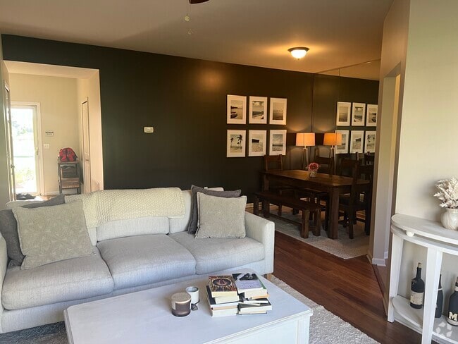 Building Photo - 54738 Monarch Dr Rental