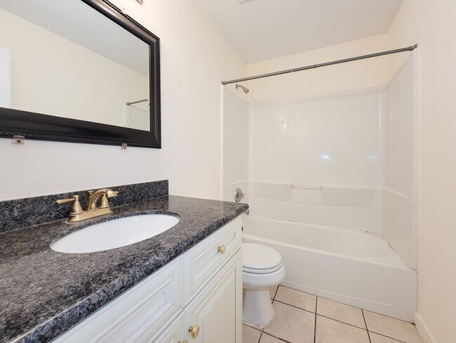 Photo - 3010 Stonecross Ln