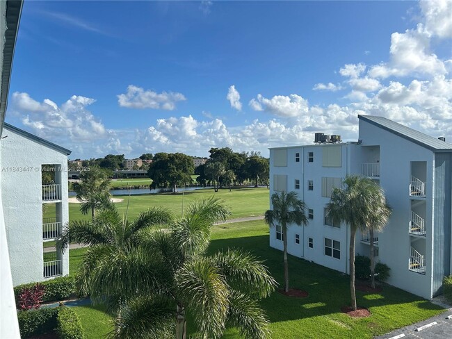 Building Photo - 7610 NW 18th St Unit 405 Rental
