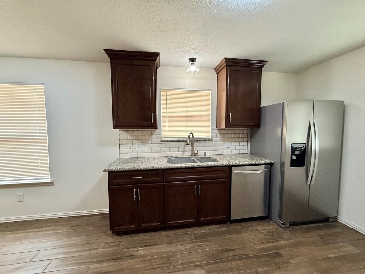 Photo - 21927 Octavia Way