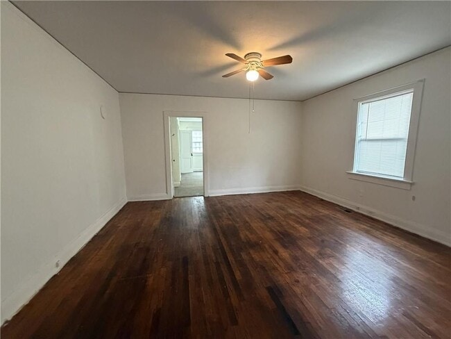 Photo - 2353 Shelby St