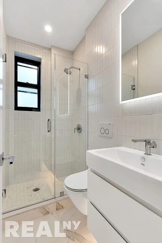 Photo - 19 Wyckoff St Unidad 13