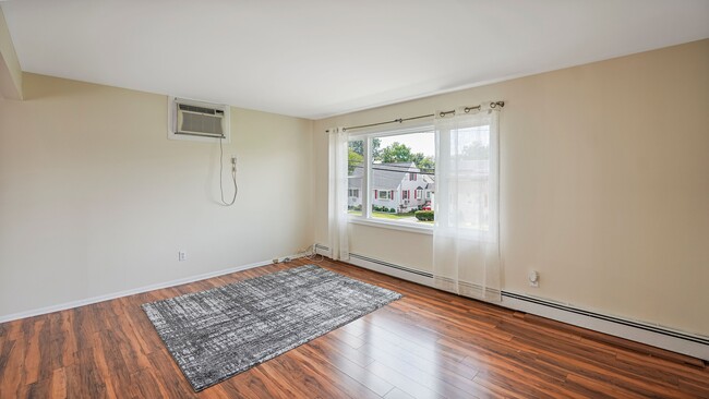 Photo - 98 Eckel Rd Unit 96