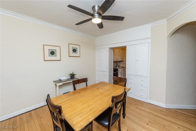 Building Photo - 2330 Euclid Heights Blvd Unit 105