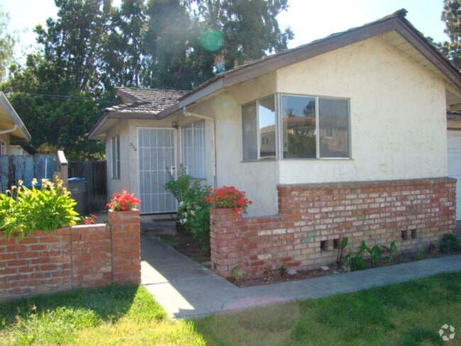Building Photo - 558 Hazel Dell Way Unit 558 Rental
