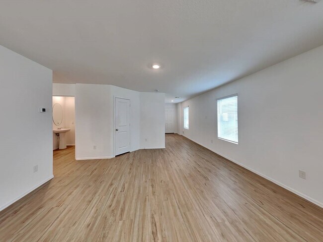 Photo - 18606 Via Barletta Ln