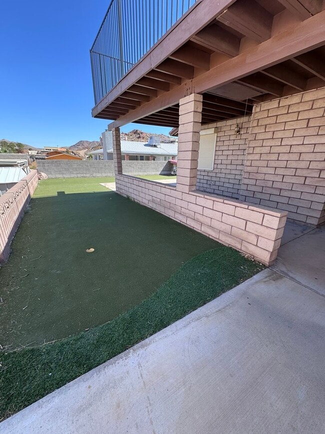 Photo - One level Boulder City lakeside & pool