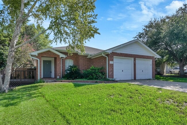 Building Photo - 10914 Waterview Cir Rental
