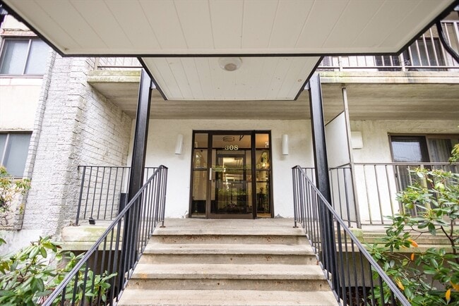 Photo - 308 Quarry St Unidad 205