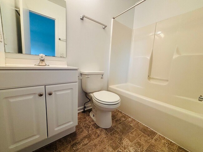 Photo - 1152DM - 1425/1427 Sandy Circle- M